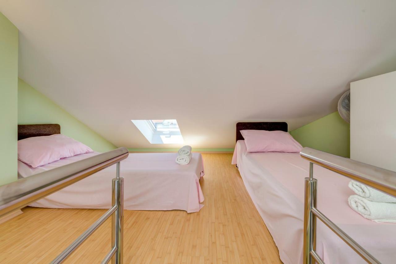 Natali Apartment โอมิช ภายนอก รูปภาพ
