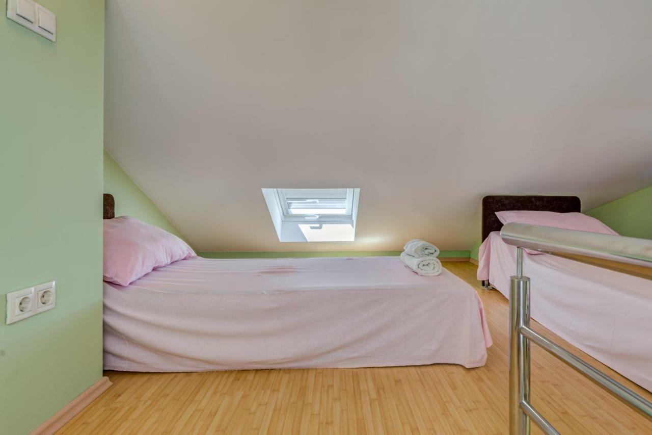 Natali Apartment โอมิช ภายนอก รูปภาพ